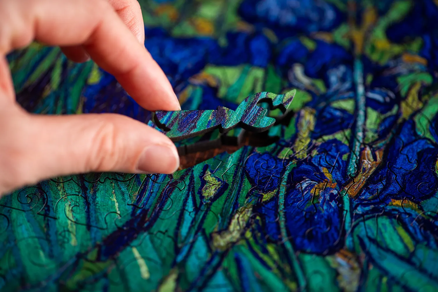Mosaic Irises puzzle lemn 250 piese Van Gogh