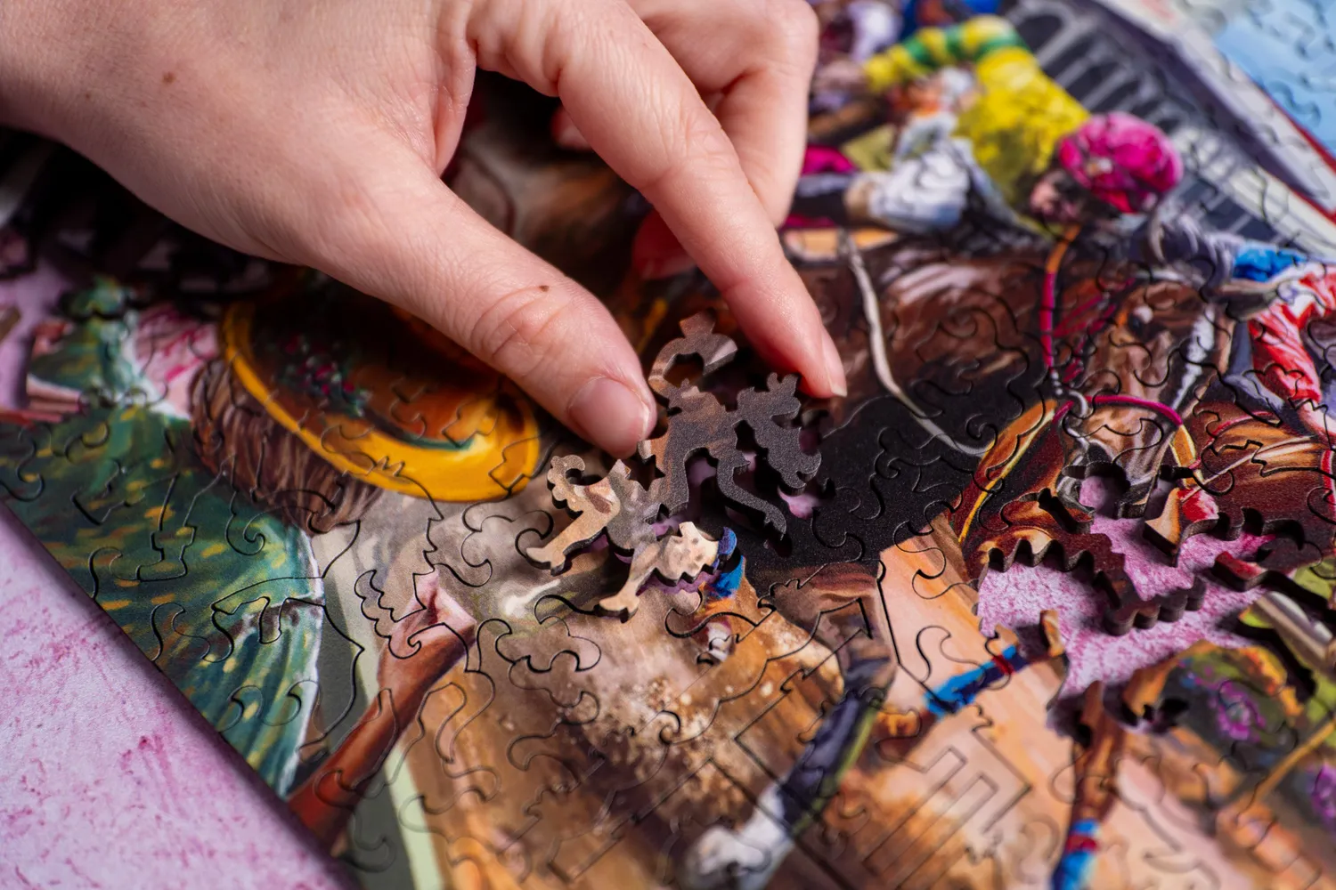 Mosaic Puzzles Derby Final Turn puzzle lemn 500 piese cai