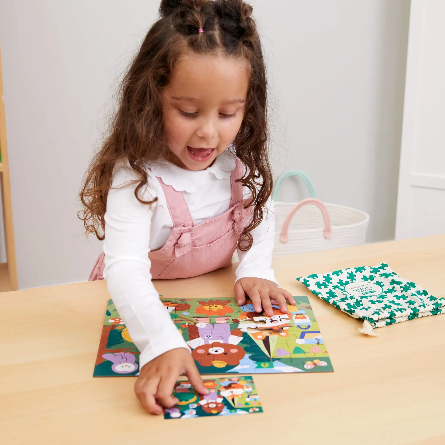 Mudpuppy Happy Campers 36 puzzle calatorie saculet bumbac