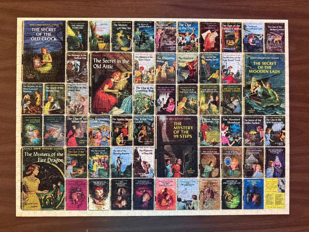 Cobble Hill Nancy Drew puzzle 1000 piese carti vintage