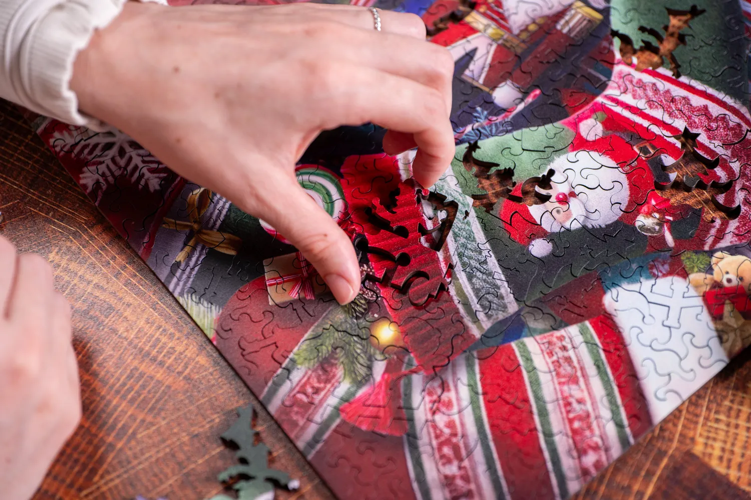 Mosaic Puzzles Santa Stocking puzzle lemn 250 piese Craciun