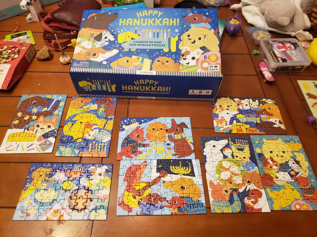 Mudpuppy Happy Hanukkah Countdown puzzle 8x48 piese catei