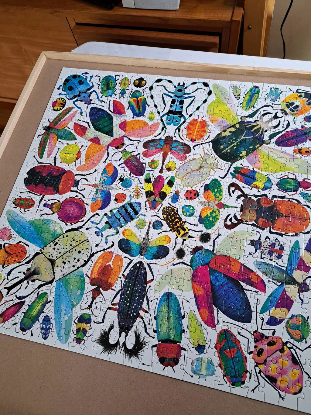 Mudpuppy Kaleido Beetles puzzle 500 piese gandaci