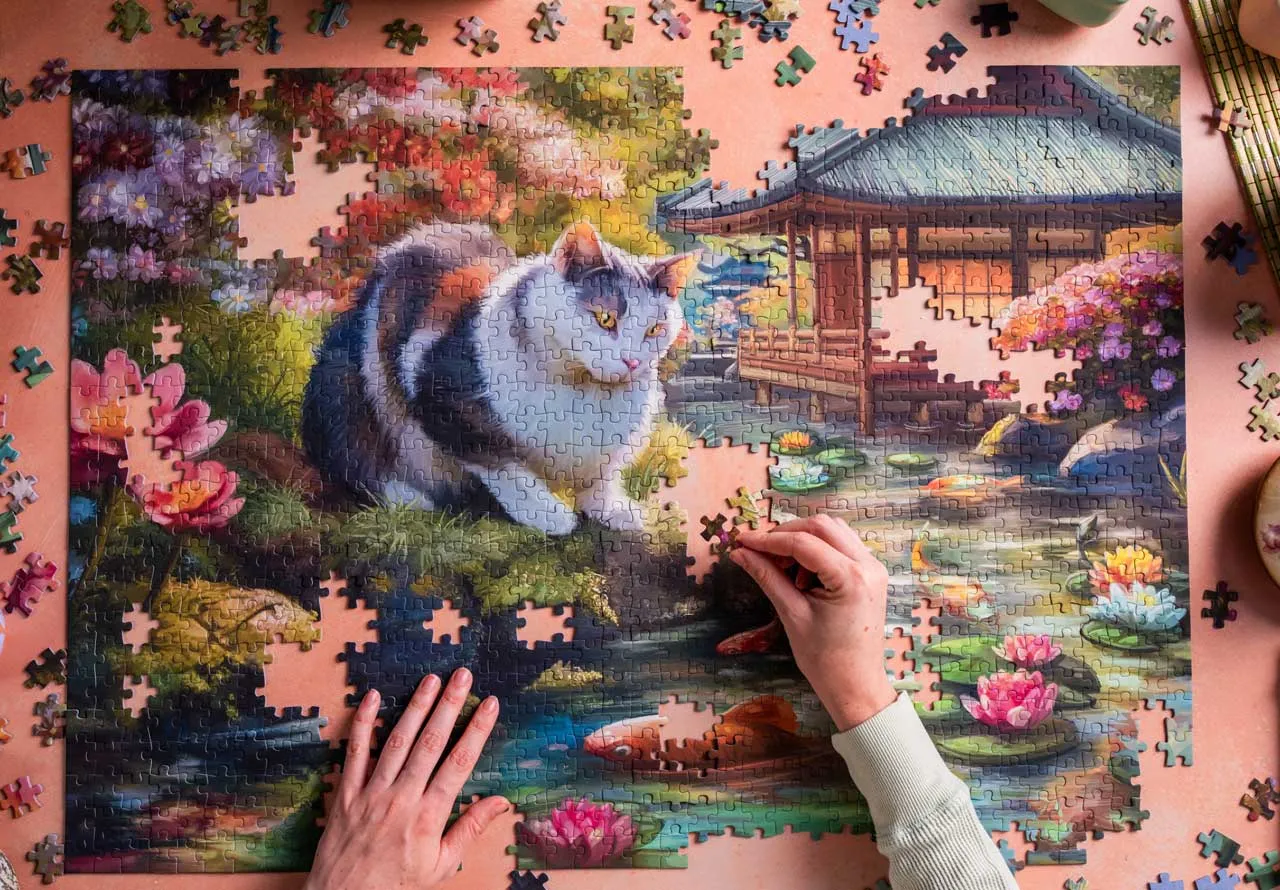 Mosaic Puzzles Traditions The Koi and the Kitty Encounter puzzle 1000 piese
